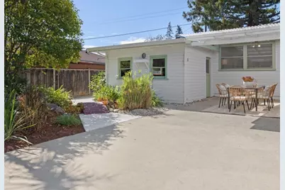1762 Pilgrim Ave, Mountain View, CA 94040 - Photo 17