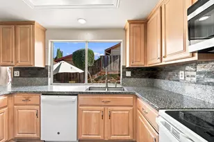 598 Blom Dr, San Jose, CA 95111 - Photo 17