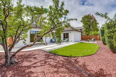 20129 Somerset Dr, Cupertino, CA 95014 - Photo 53