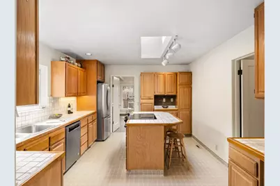 212 1st St, Pacific Grove, CA 93950 - Photo 11