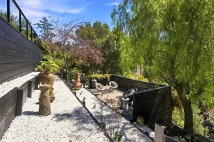 5915 Rincon Dr, Oakland, CA 94611 - Photo 35