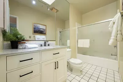 1515 Floribunda Ave 304, Burlingame, CA 94010 - Photo 15