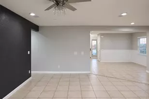 12571 Aviston Way, Rancho Cordova, CA 95742 - Photo 5
