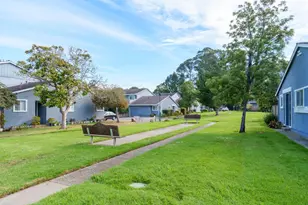 1044 Suzanne Ct, Half Moon Bay, CA 94019 - Photo 21