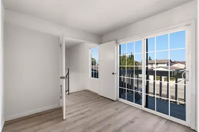 211 Checkers Dr, San Jose, CA 95116 - Photo 17