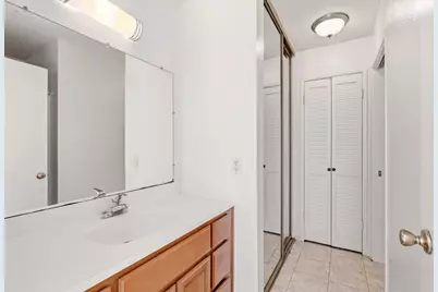 211 Checkers Dr, San Jose, CA 95116 - Photo 21