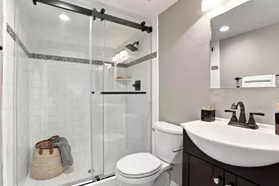 2424 Sequester Ct, San Jose, CA 95133 - Photo 13