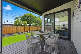 2076 Coastland Ave, San Jose, CA 95125 - Photo 35