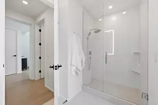 2076 Coastland Ave, San Jose, CA 95125 - Photo 17