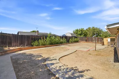 6 Huntington Cir, Pittsburg, CA 94565 - Photo 51