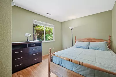 1055 Eagle Dr, Salinas, CA 93905 - Photo 19