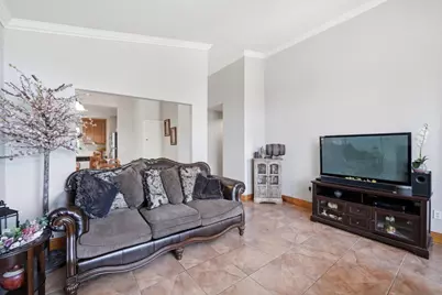 1055 Eagle Dr, Salinas, CA 93905 - Photo 7
