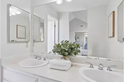 1562 Clampett Way, San Jose, CA 95131 - Photo 9