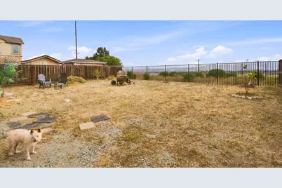 545 Tanoak St, Hollister, CA 95023 - Photo 25