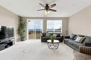 545 Tanoak St, Hollister, CA 95023 - Photo 13