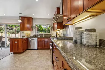 190 Stanislaus Ct, San Bruno, CA 94066 - Photo 21
