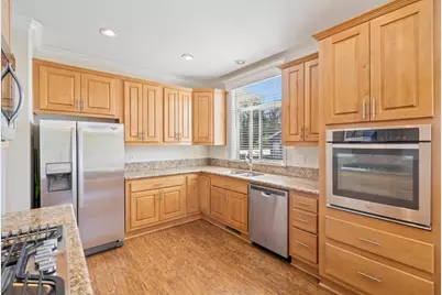 27 Pepperwood Way 27, Soquel, CA 95073 - Photo 11