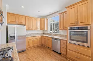 27 Pepperwood Way 27, Soquel, CA 95073 - Photo 11