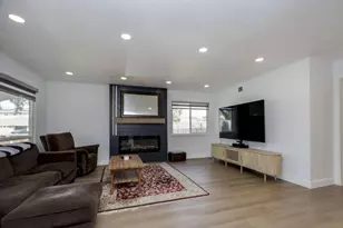 352 Utica Ln, San Jose, CA 95123 - Photo 5