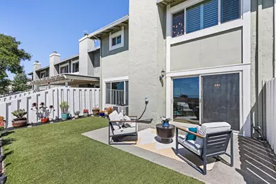 61 Thousand Oaks St, Oakland, CA 94605 - Photo 29