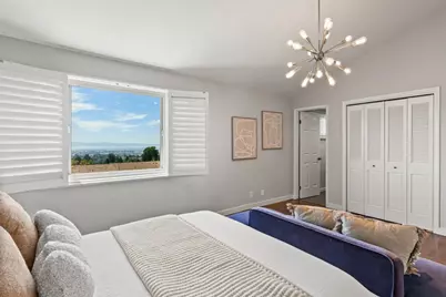 61 Thousand Oaks St, Oakland, CA 94605 - Photo 19
