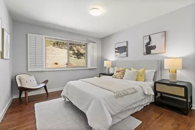 61 Thousand Oaks St, Oakland, CA 94605 - Photo 23