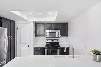 880 N Winchester Blvd 101, Santa Clara, CA 95050 - Photo 9