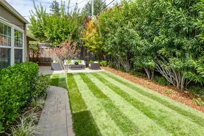 1222 Marilyn Dr, Mountain View, CA 94040 - Photo 21
