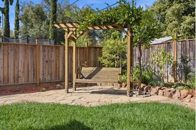 537 Mayellen Ave, San Jose, CA 95126 - Photo 25