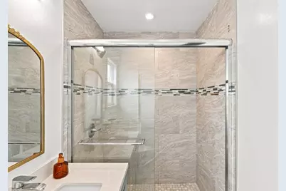 135 Farallones St, San Francisco, CA 94112 - Photo 17