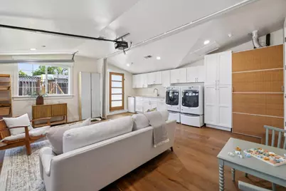 821 Mulberry Ln, Sunnyvale, CA 94087 - Photo 43