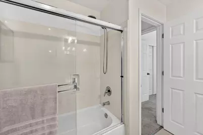 889 Georgetown Pl, San Jose, CA 95126 - Photo 35