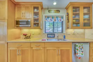 202 Edinburgh Ave, Monterey, CA 93940 - Photo 13