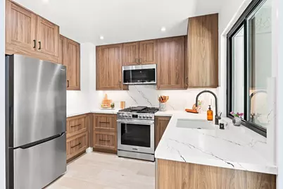 1121 Cooper River Dr, San Jose, CA 95126 - Photo 11