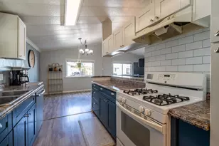 112 Chestnut Ln 112, Hollister, CA 95023 - Photo 13