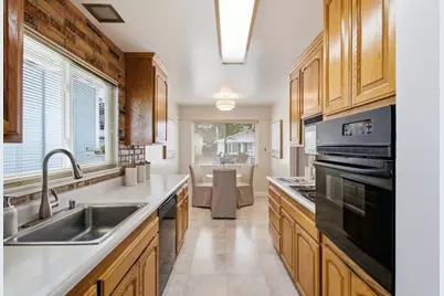 316 Courtland Dr, San Bruno, CA 94066 - Photo 11