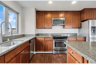 175 W Saint James St 1308, San Jose, CA 95110 - Photo 9