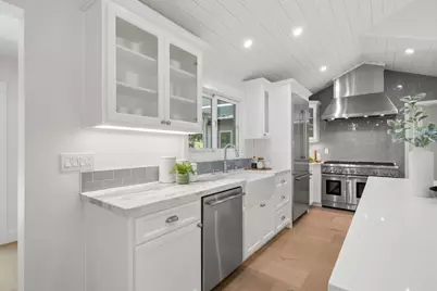 1024 Marilyn Dr, Mountain View, CA 94040 - Photo 13