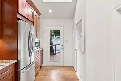710 7th Ave, Redwood City, CA 94063 - Photo 11