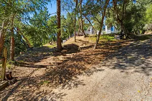188 Kelly Ln, Santa Cruz, CA 95060 - Photo 67