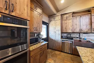 2280 Roan Rd, Angels Camp, CA 95222 - Photo 21