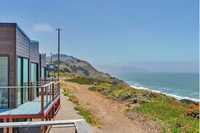 2152 Olympic Way, Daly City, CA 94015 - Photo 13
