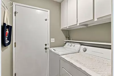 8568 Silvia St, Gilroy, CA 95020 - Photo 29