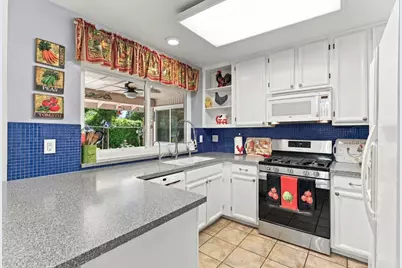 8568 Silvia St, Gilroy, CA 95020 - Photo 9