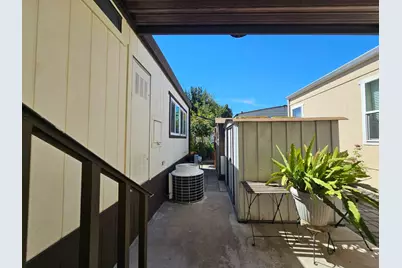 3074 Oakbridge Dr 3074, San Jose, CA 95121 - Photo 13
