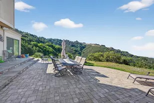 17599 Montebello Rd, Cupertino, CA 95014 - Photo 65