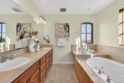 17599 Montebello Rd, Cupertino, CA 95014 - Photo 45