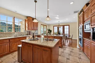 17599 Montebello Rd, Cupertino, CA 95014 - Photo 27