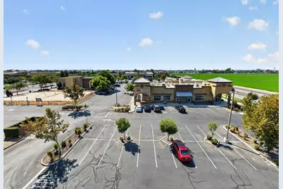 1674 Iris St, Los Banos, CA 93635 - Photo 39
