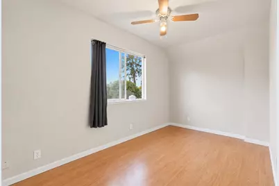 325 E Saint John St, San Jose, CA 95112 - Photo 11